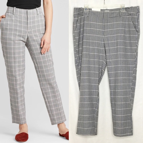 a new day Pants - A New DaySlim ankle plaid cropped pants size 18